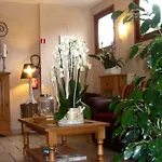 & Restaurant O Pervenches 3* Chambéry