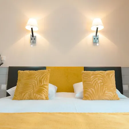 & Restaurant O Pervenches Otel 3*