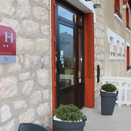 & Restaurant O Pervenches 3* Chambéry