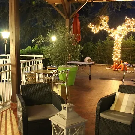 ホテル & Restaurant O Pervenches 3*