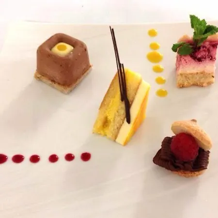 & Restaurant O Pervenches Otel