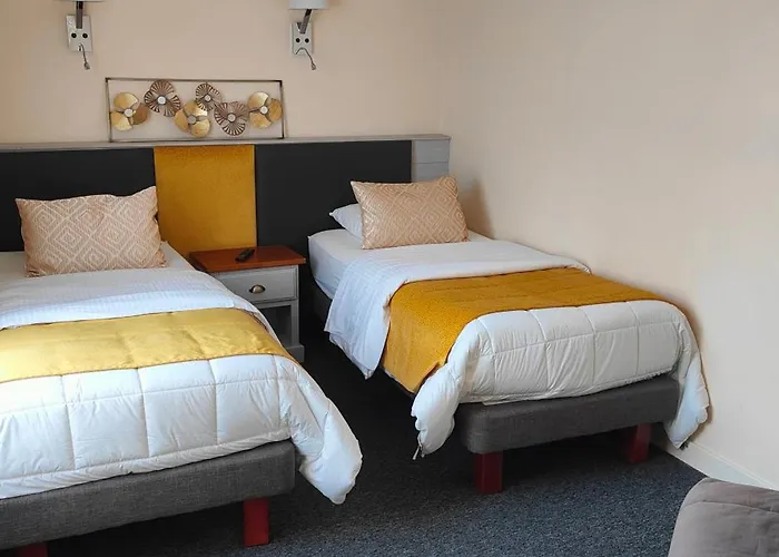 Otel & Restaurant O Pervenches