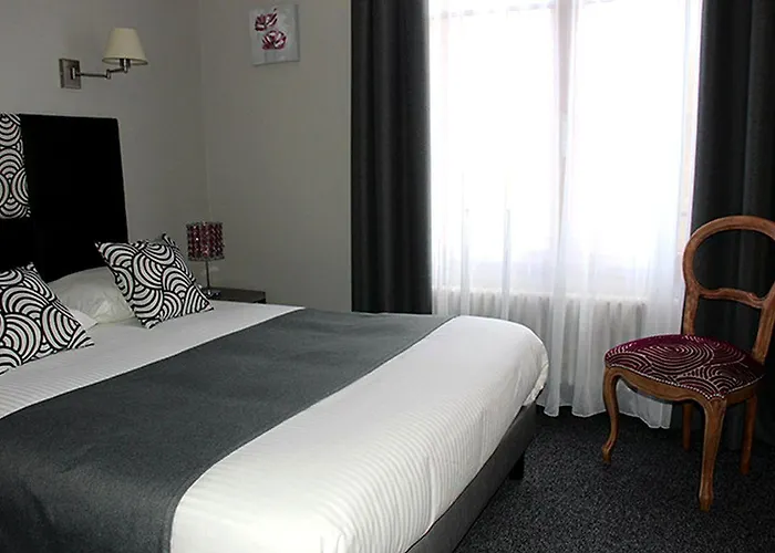 Otel & Restaurant O Pervenches