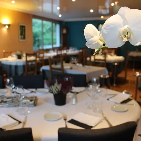 & Restaurant O Pervenches 3*