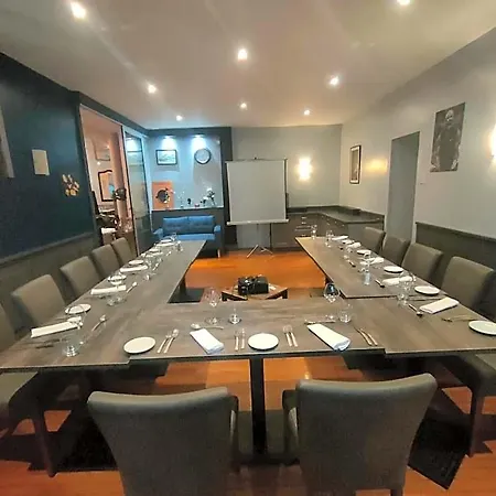 & Restaurant O Pervenches فندق