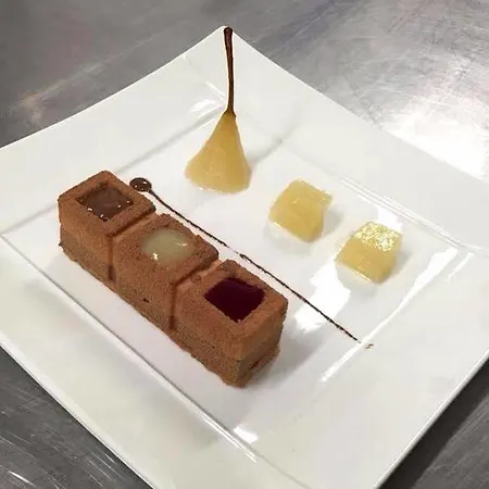 & Restaurant O Pervenches 3* Chambéry