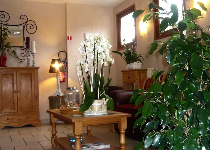 & Restaurant O Pervenches 3* Chambéry